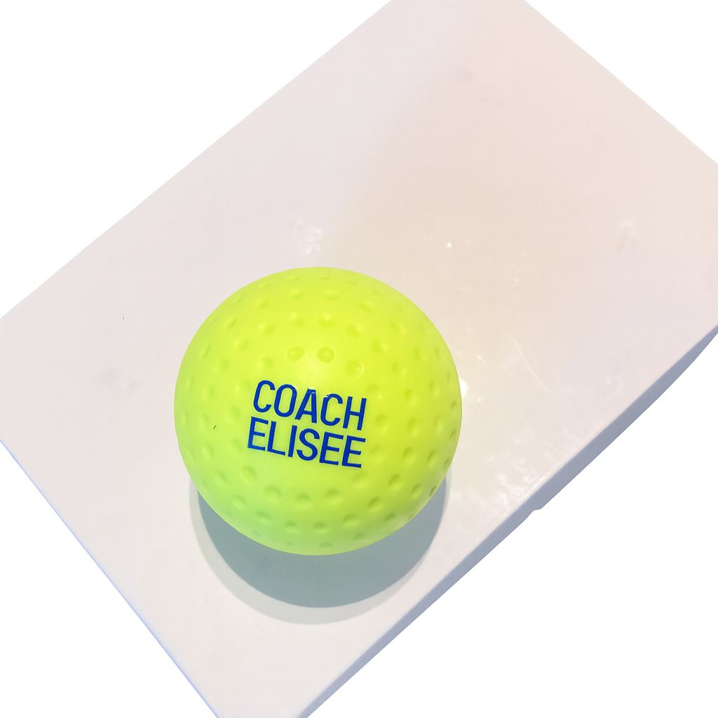 Gele hockeybal, één stuk